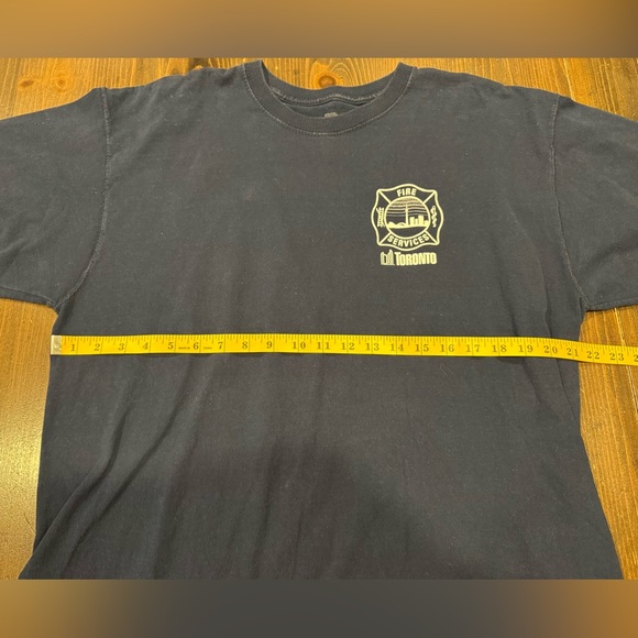 Vtg. Toronto Fire Department T-Shirt - Picture 6 of 6